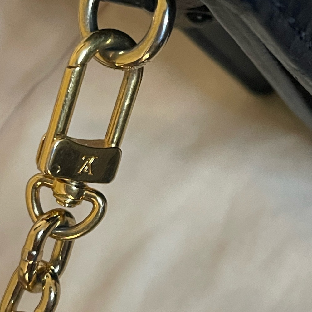 Authentic like new Louis Vuitton reverse monogram trunk crossbody Brown& Black - Picture 6 of 15